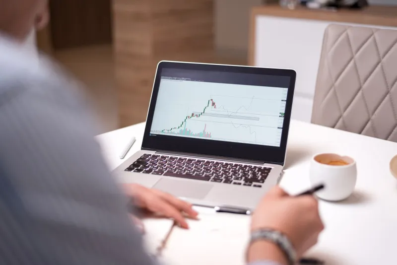 Losing Streaks Are Data, Not Disasters: How Smart Crypto Bettors Mine the Downswings